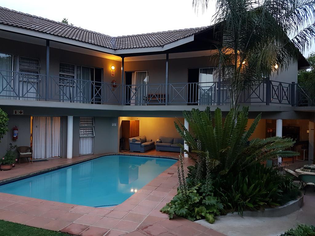 Loerie Guesthouse Hoedspruit Exterior foto