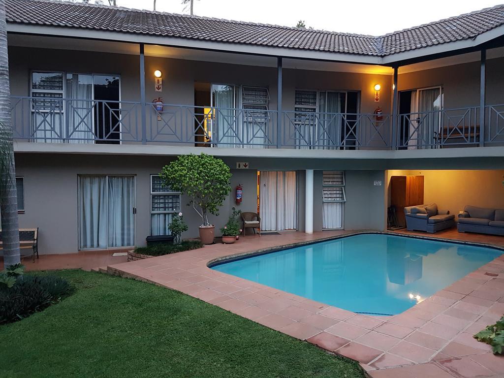 Loerie Guesthouse Hoedspruit Exterior foto