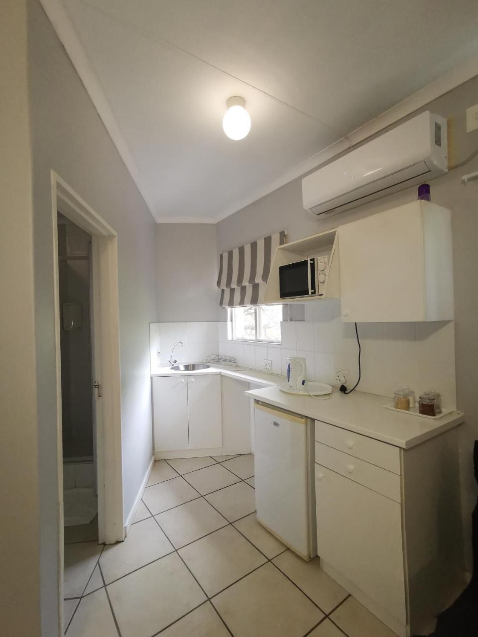 Loerie Guesthouse Hoedspruit Exterior foto
